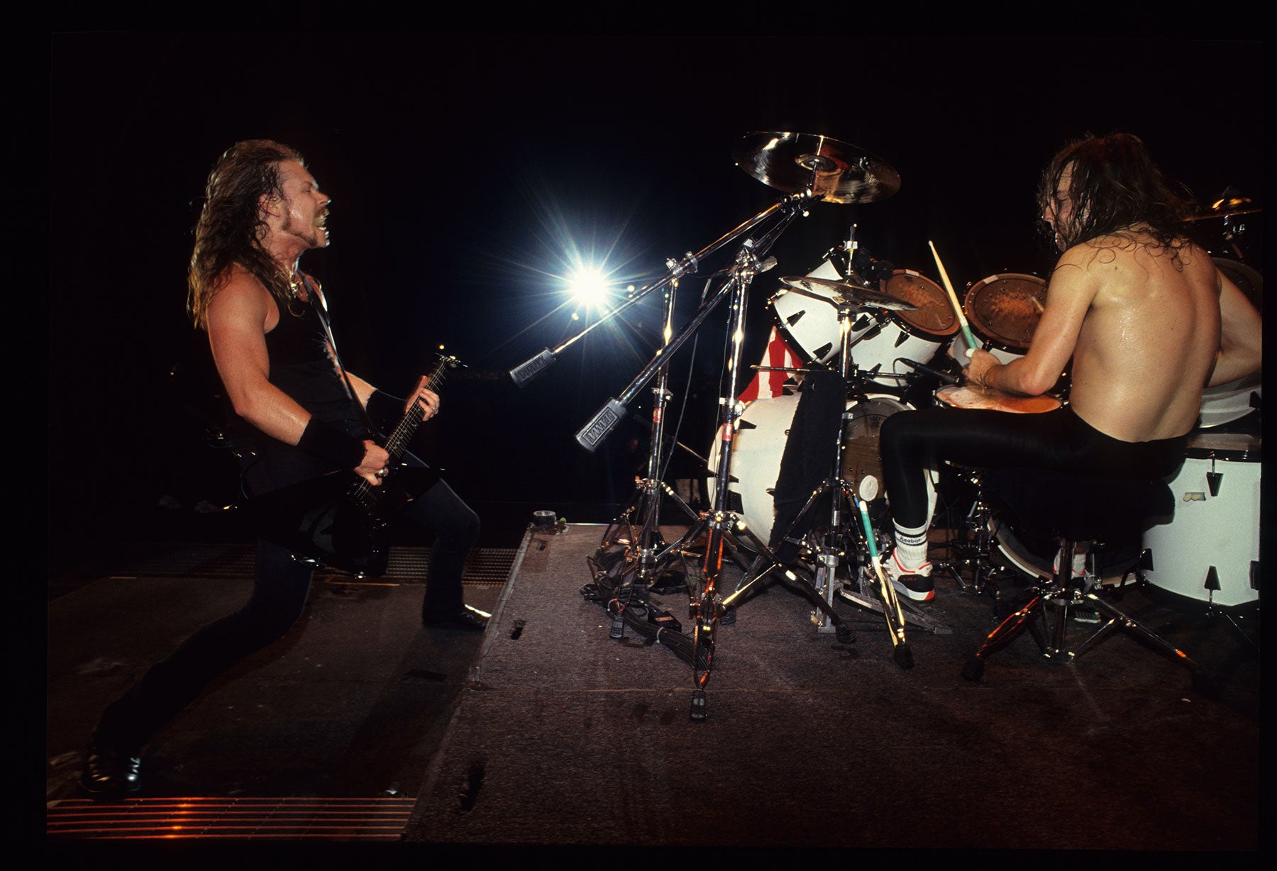 James Hetfield Visits Lars Ulrich's Drum Riser